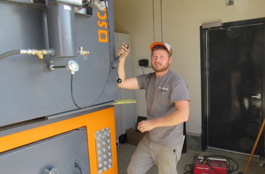 Advanced Wood HeatingA CostSaving Solution for Schools Renewable